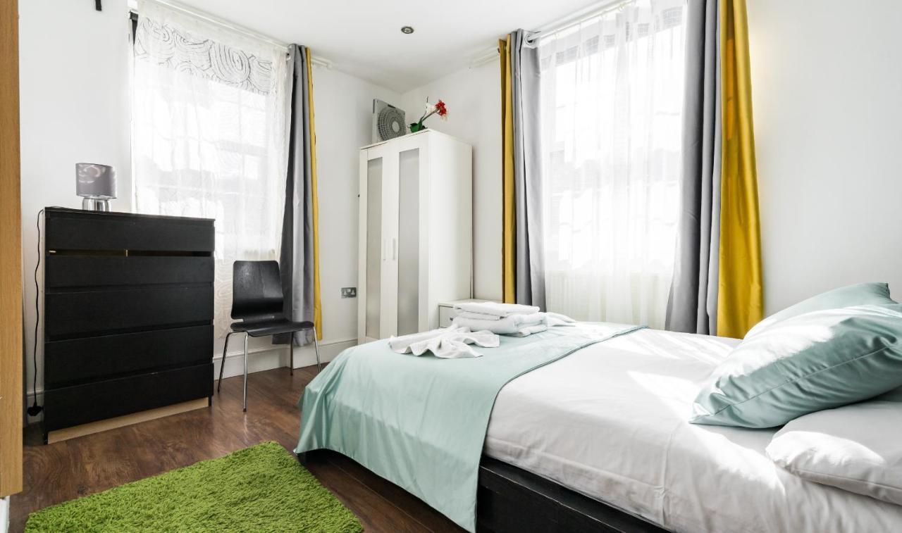 Aldgate Flats Apartment London Exterior photo