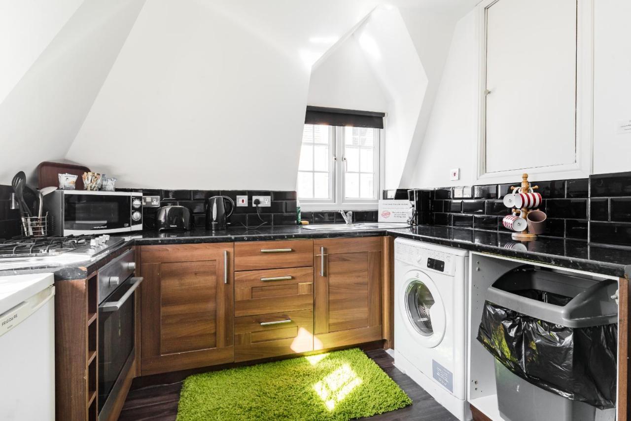 Aldgate Flats Apartment London Exterior photo