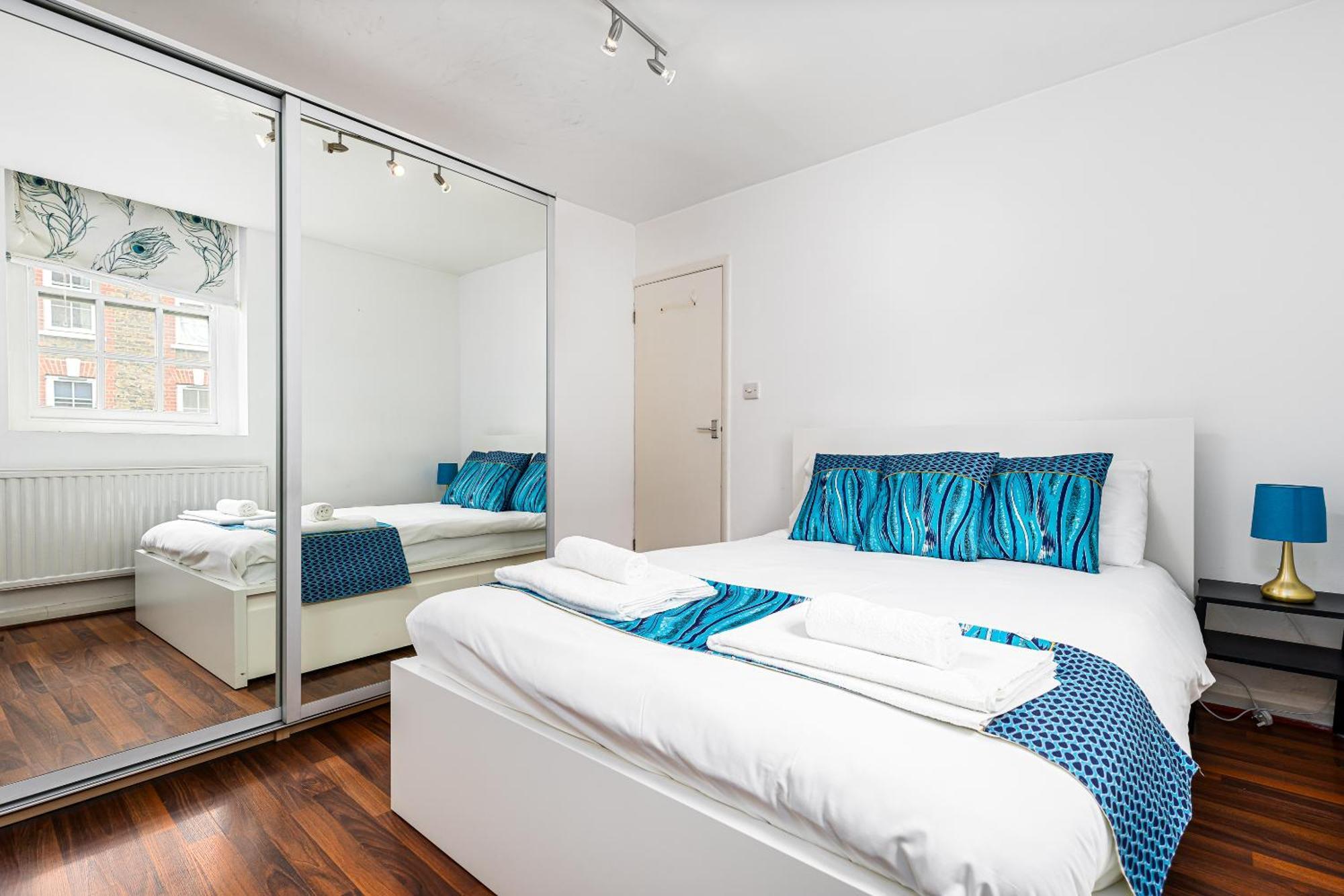 Aldgate Flats Apartment London Exterior photo